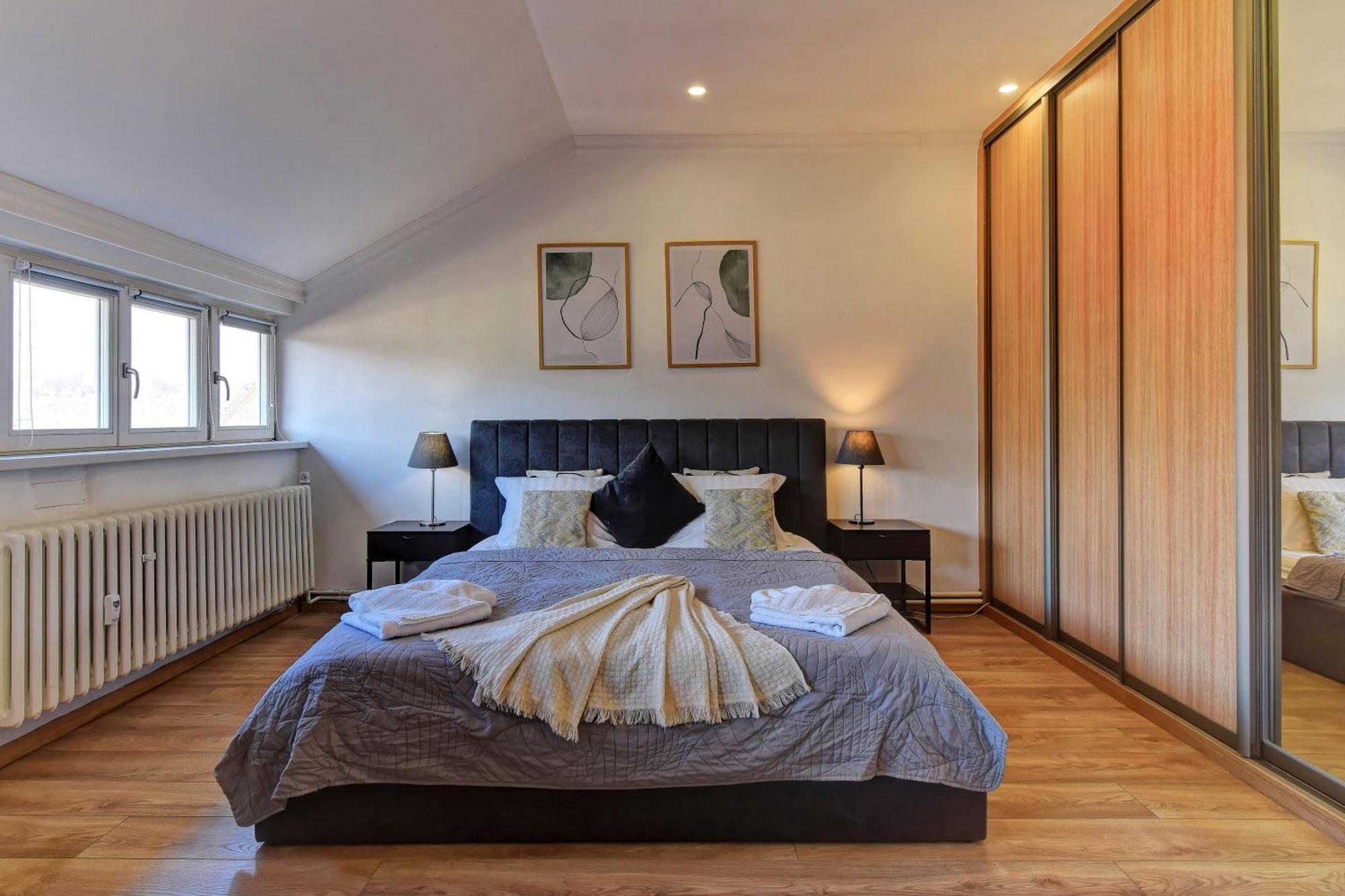 Beautiful Apartment Dlouha — Photos 2