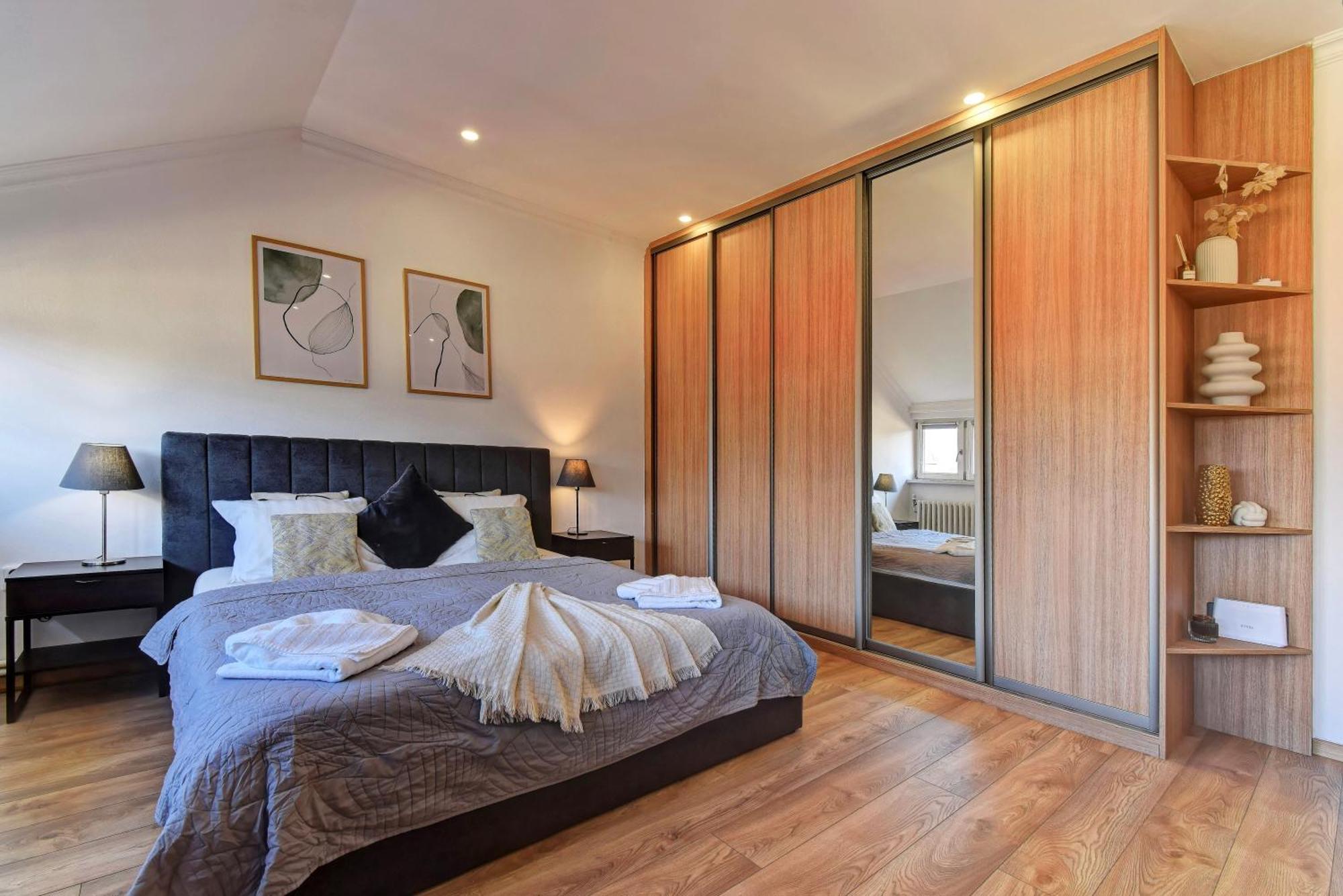 Beautiful Apartment Dlouha, Prague