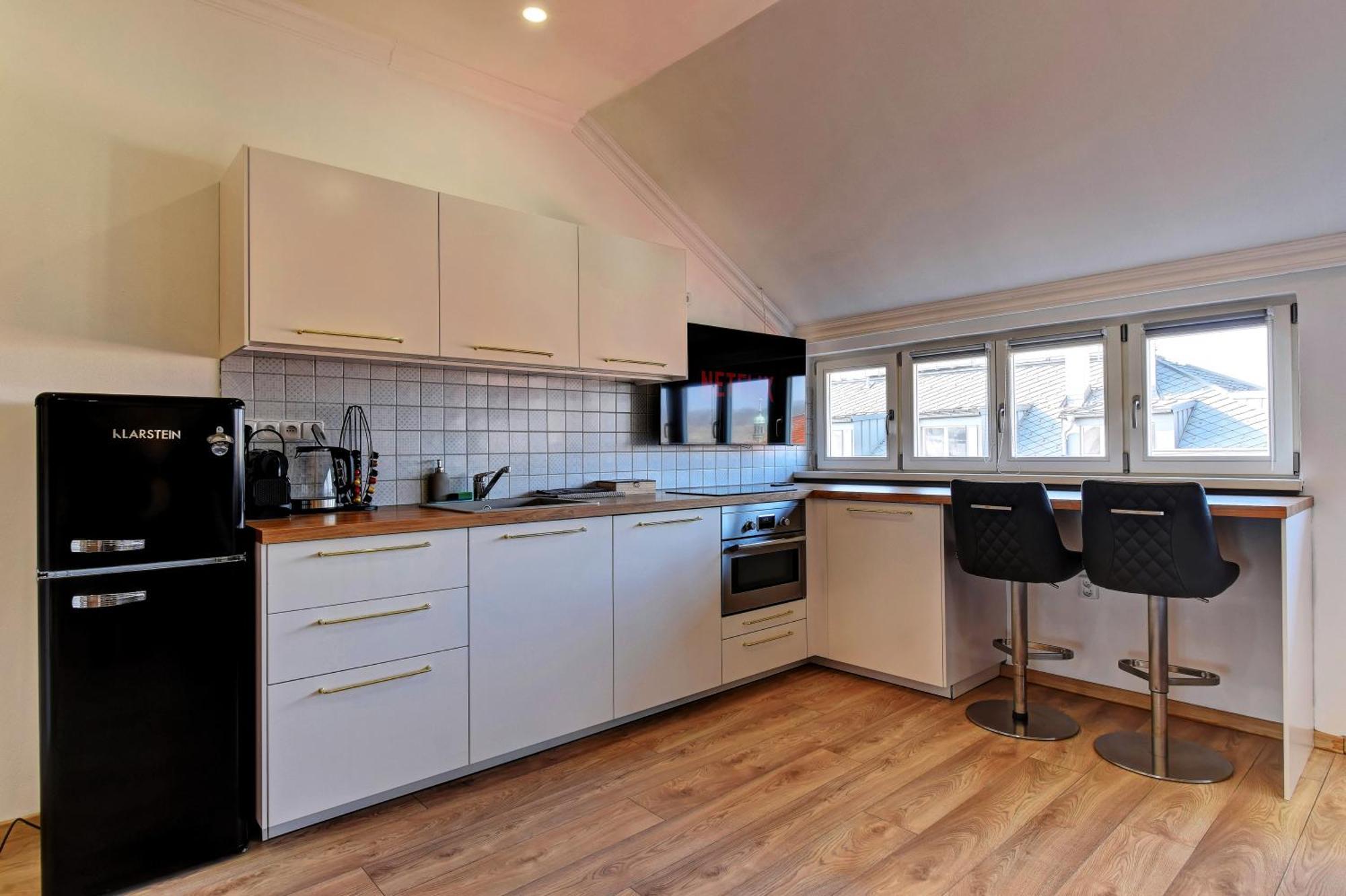 Beautiful Apartment Dlouha — Photos 3